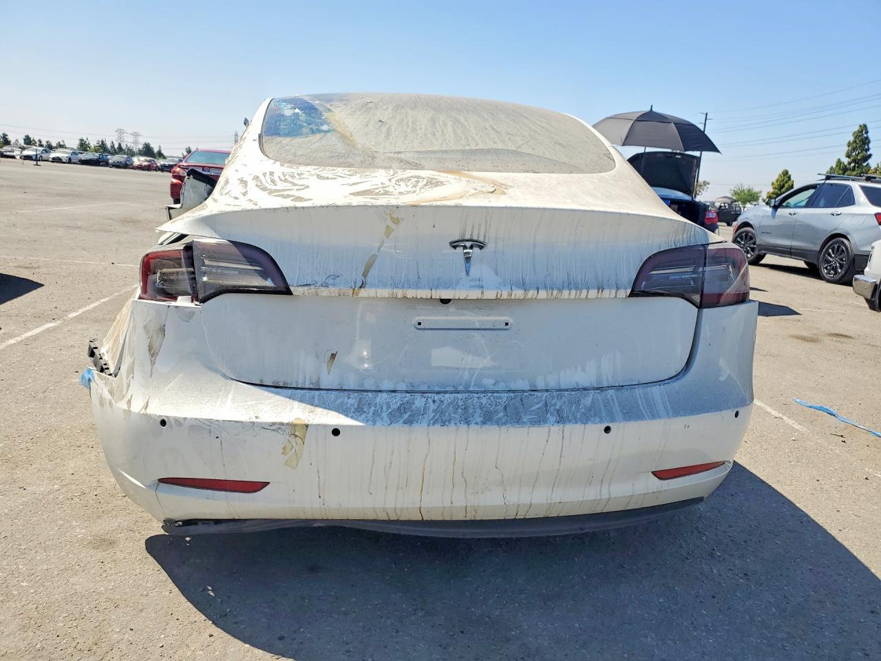 2022 Tesla Model 3 - Фото 6