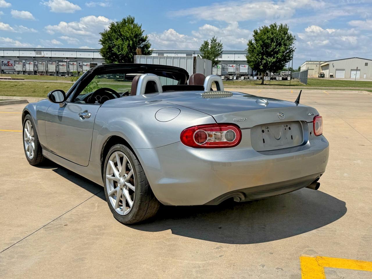 2009 Mazda Mx-5 Miata - Image 3