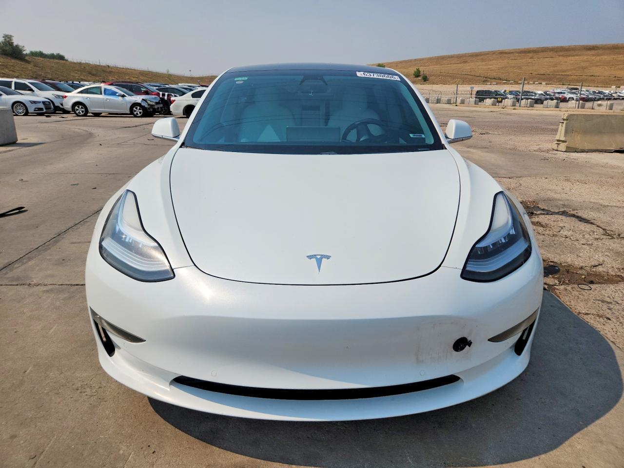 2020 Tesla Model 3 - Фото 5