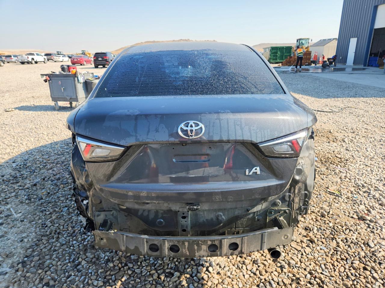 2017 Toyota Yaris Ia Base - Фото 6