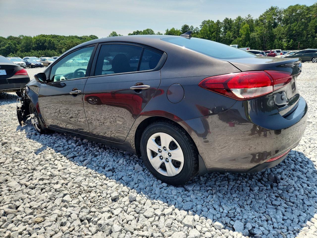 2018 Kia Forte Lx - Image 2