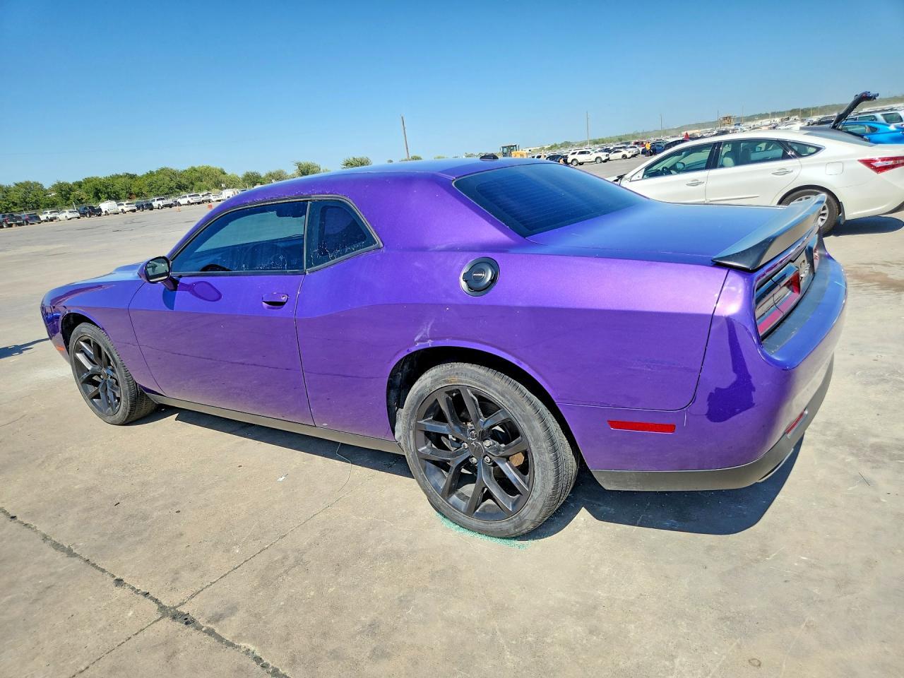 2023 Dodge Challenger Sxt - Image 2