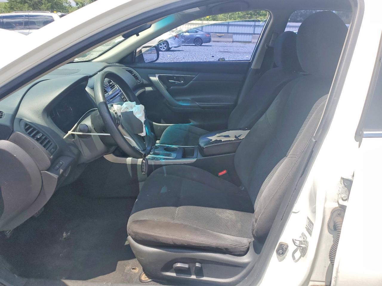 2015 Nissan Altima 2.5 S - Image 7