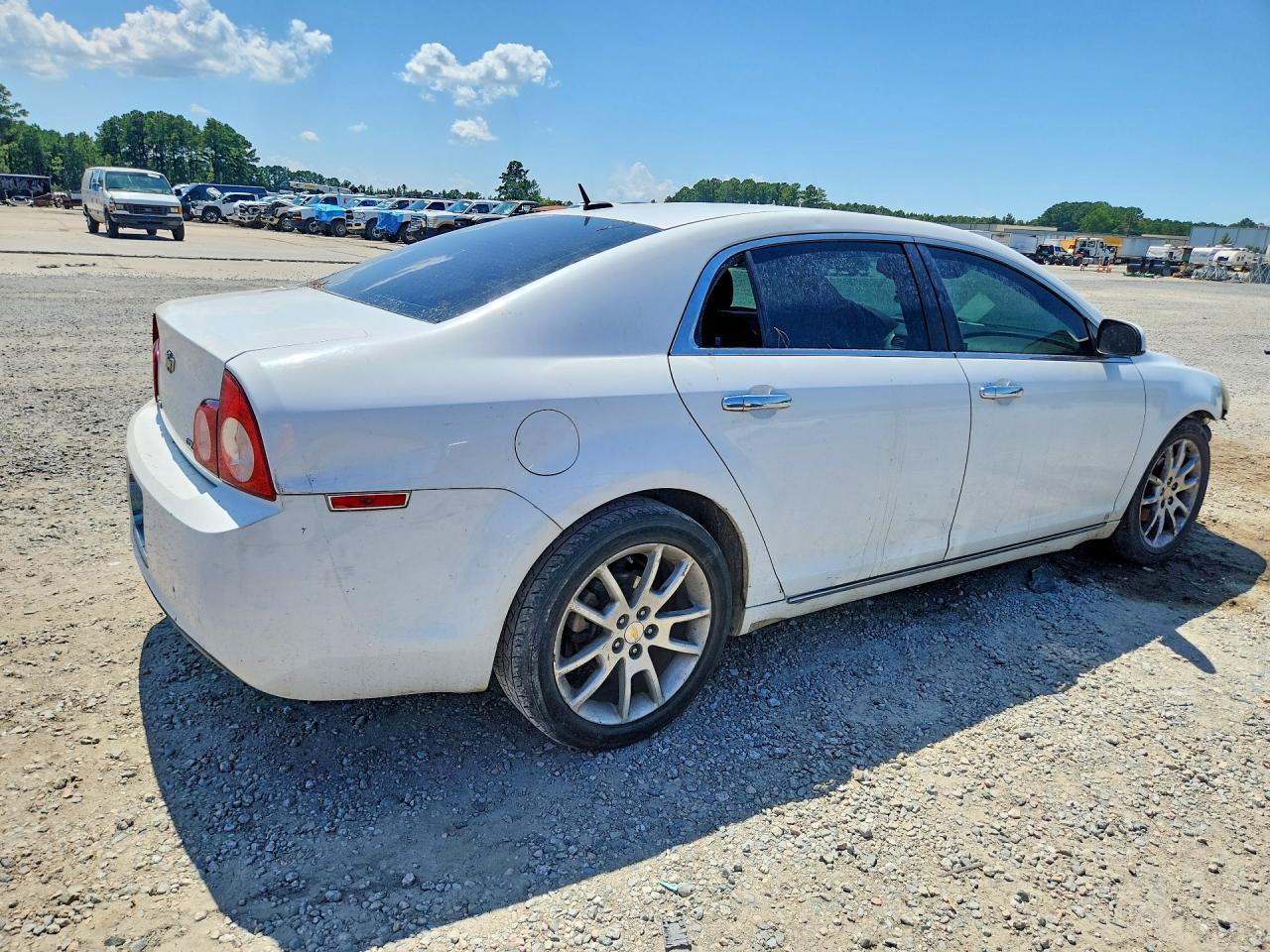 2009 Chevrolet Malibu Ltz - Image 3