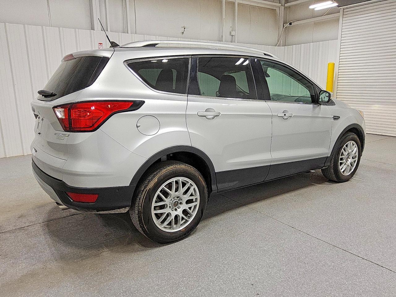 2019 Ford Escape Titanium - Фото 3