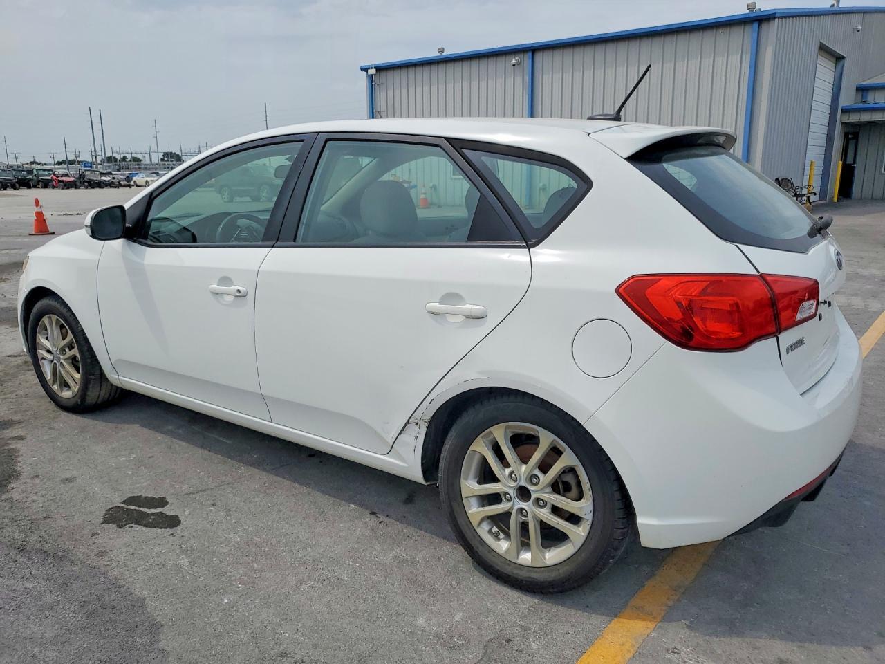 2012 Kia Forte Ex - Фото 2