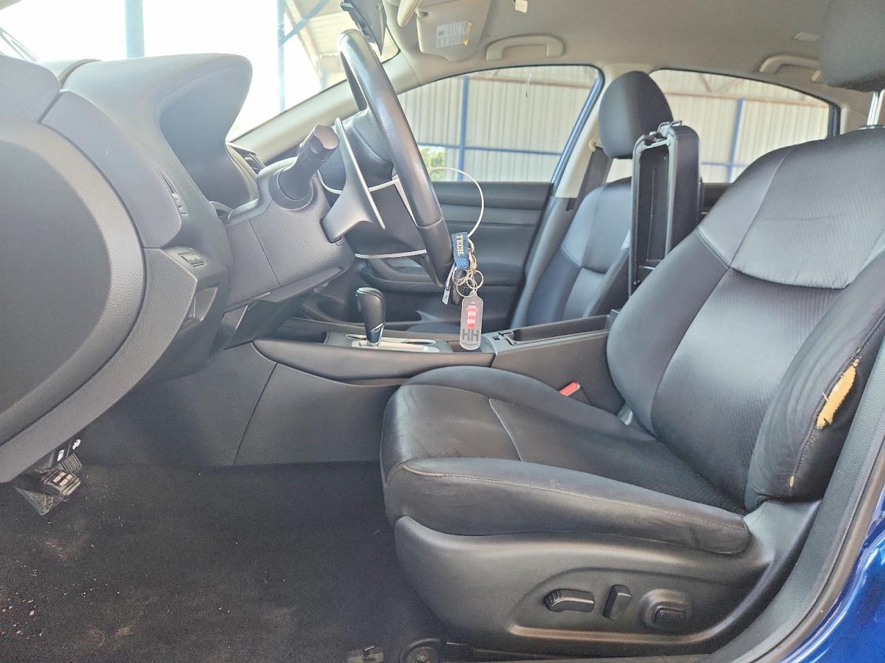 2017 Nissan Altima - Фото 7