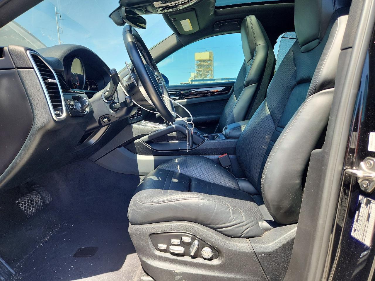 2020 Porsche Cayenne Coupe - Фото 7