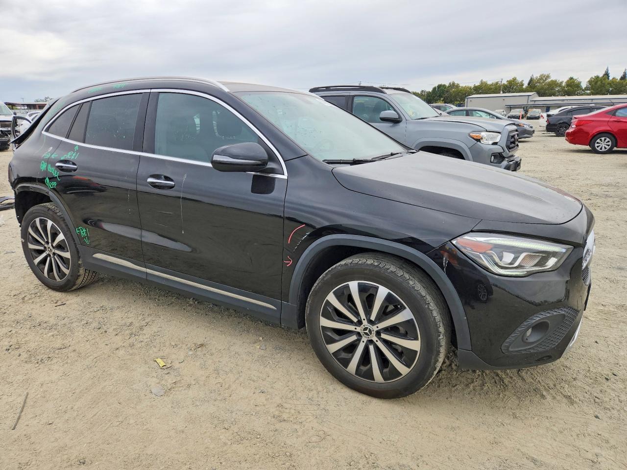 2023 Mercedes-Benz Gla 250 - Image 4