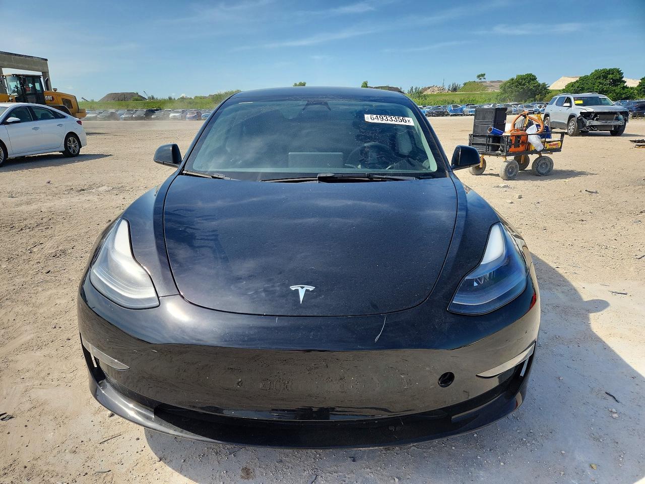 2023 Tesla Model 3 - Фото 5