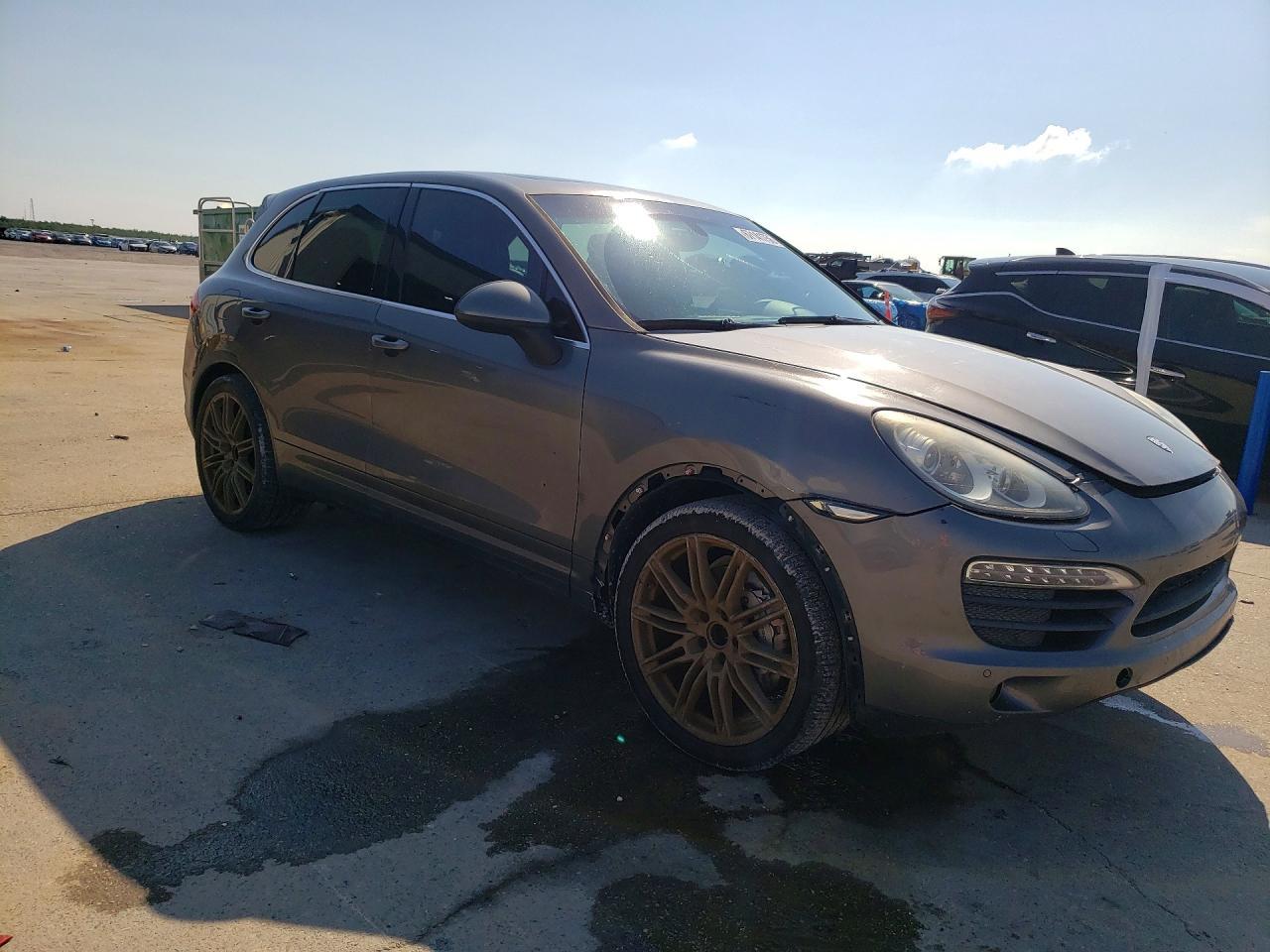 2012 Porsche Cayenne S - Фото 4