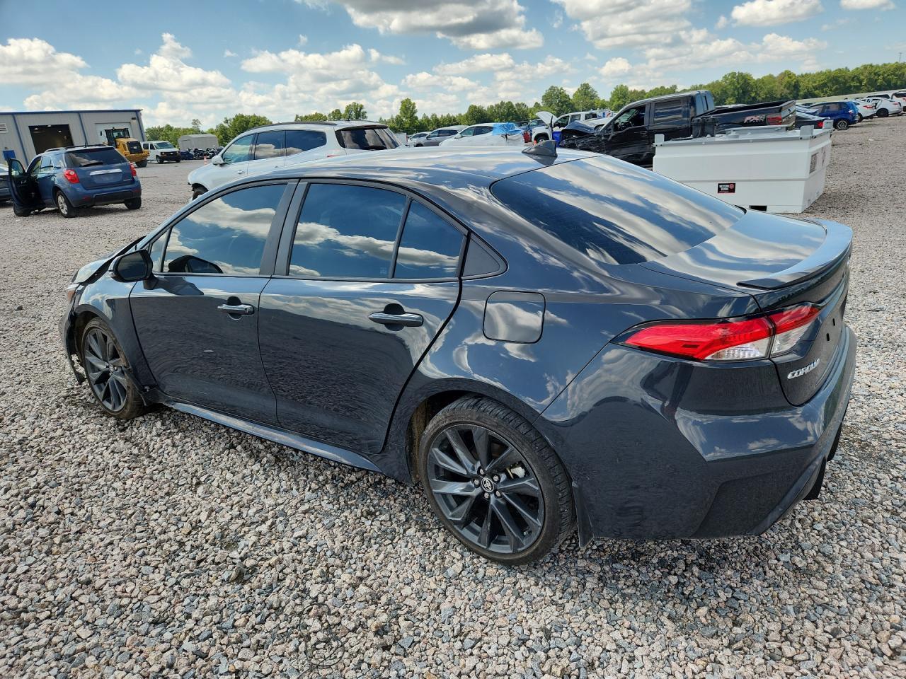 2025 Toyota Corolla Se - Image 2