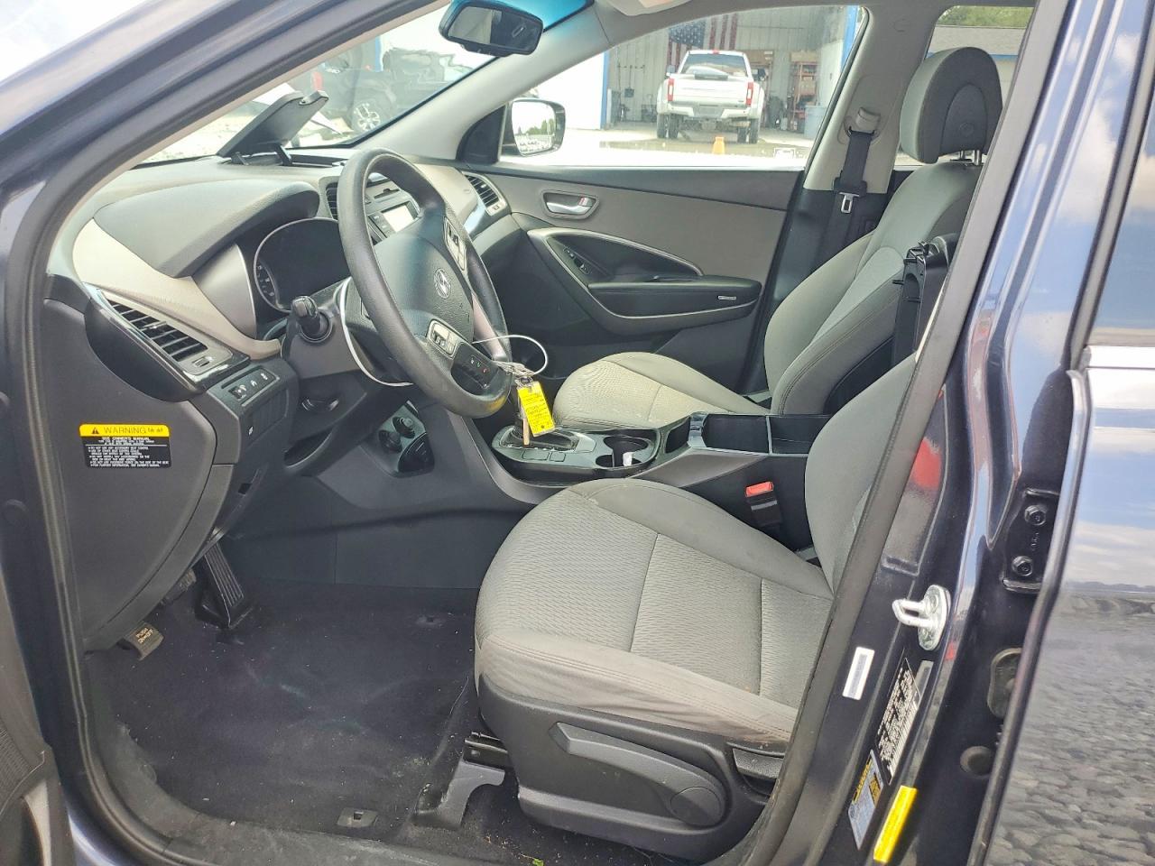 2014 Hyundai Santa Fe Sport 2.4L - Image 7