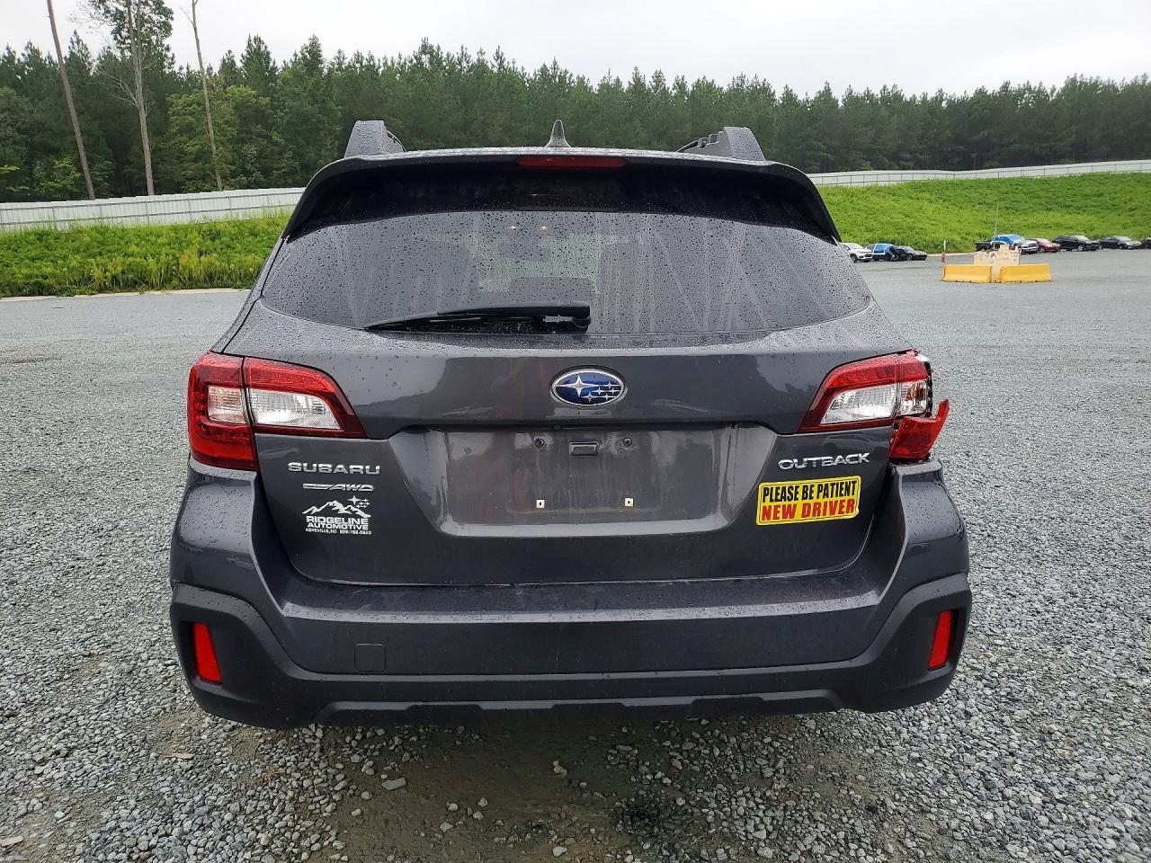 2019 Subaru Outback 2.5I Premium - Image 6