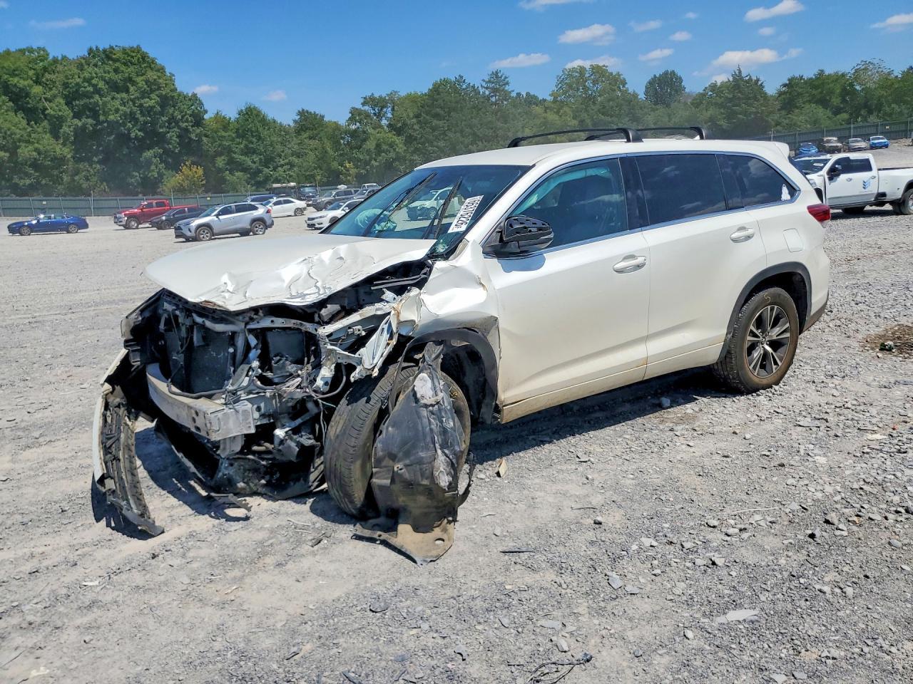 2017 Toyota Highlander Le Plus