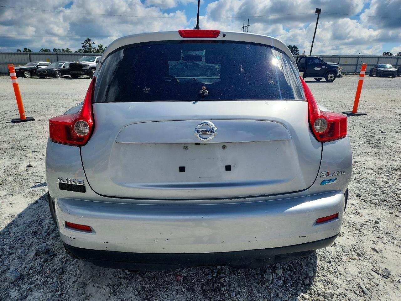 2013 Nissan Juke S - Image 6