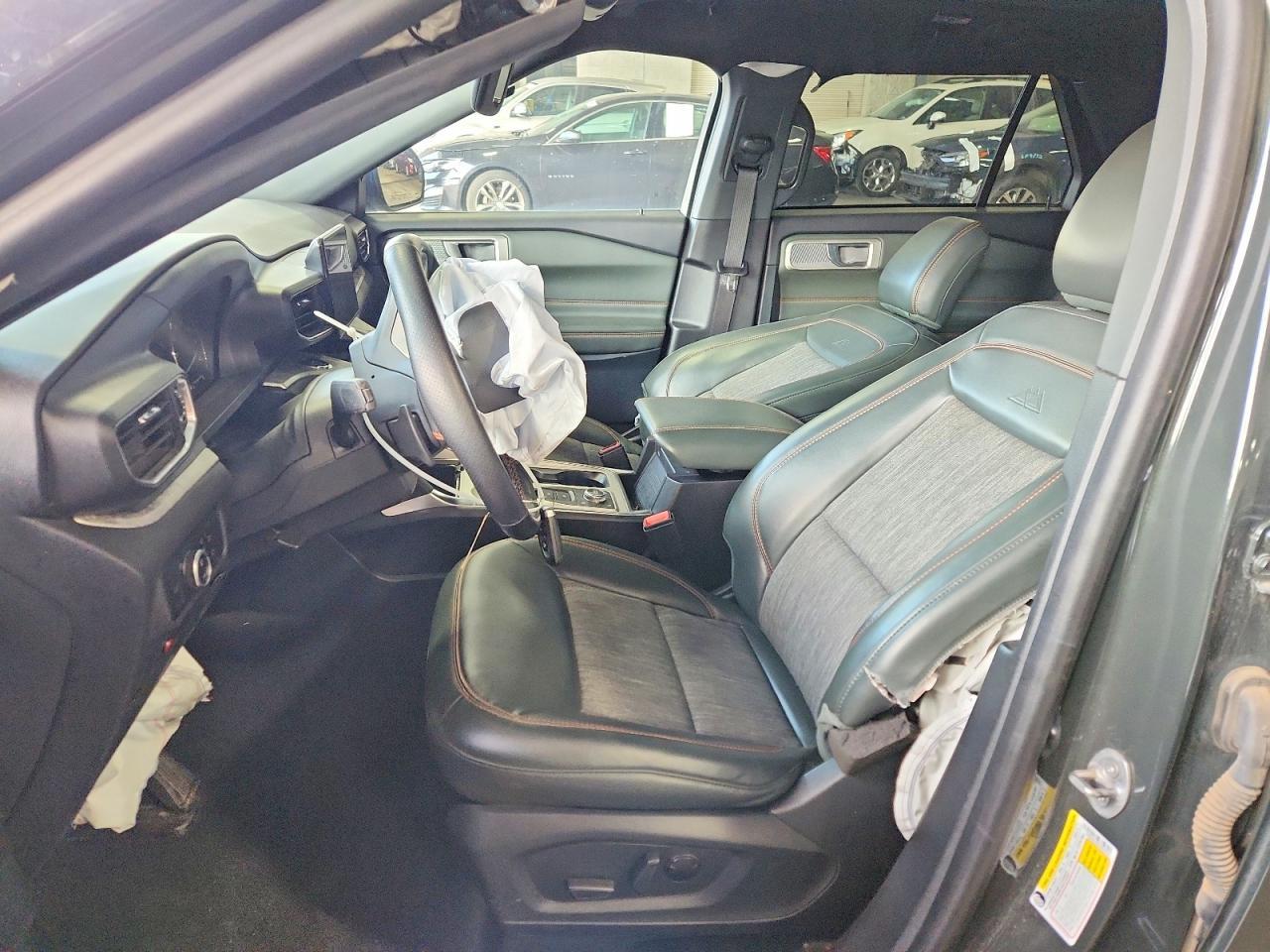 2023 Ford Explorer Timberline - Image 7