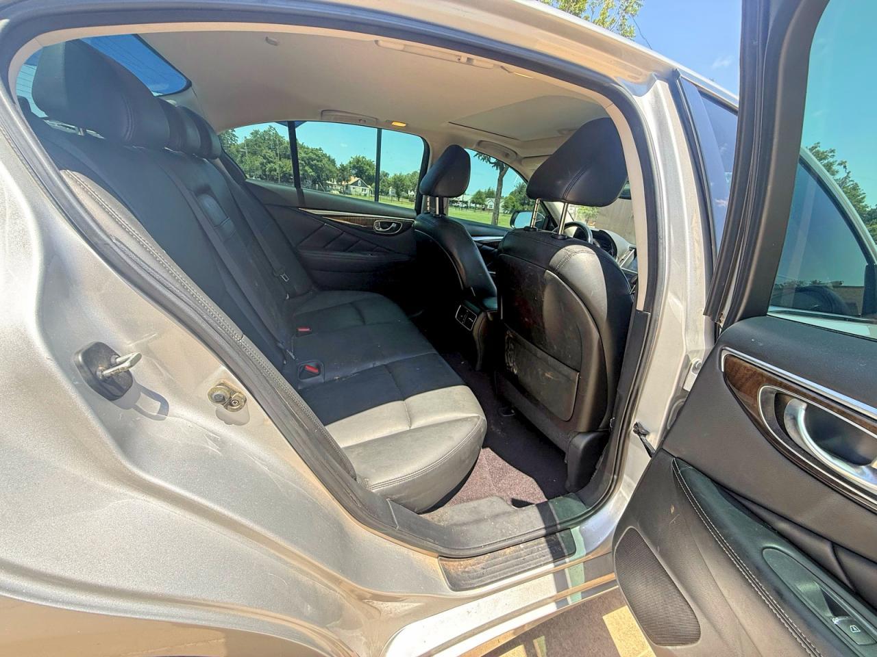 2018 Infiniti Q50 3.0T Luxe - Image 6