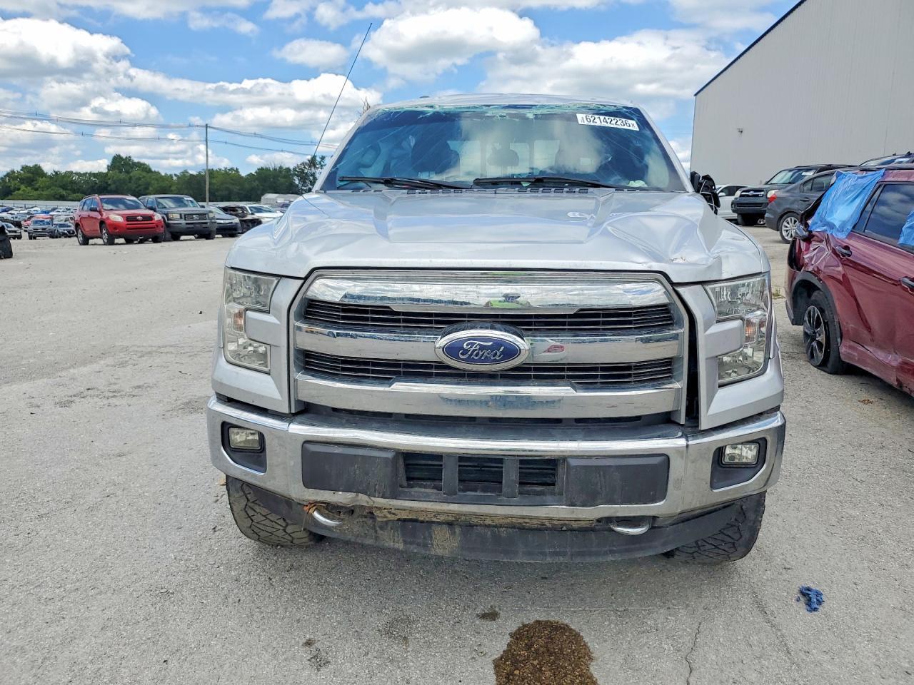 2015 Ford F150 Supercrew - Фото 5