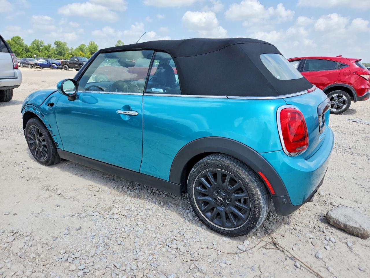 2019 Mini Cooper - Image 2