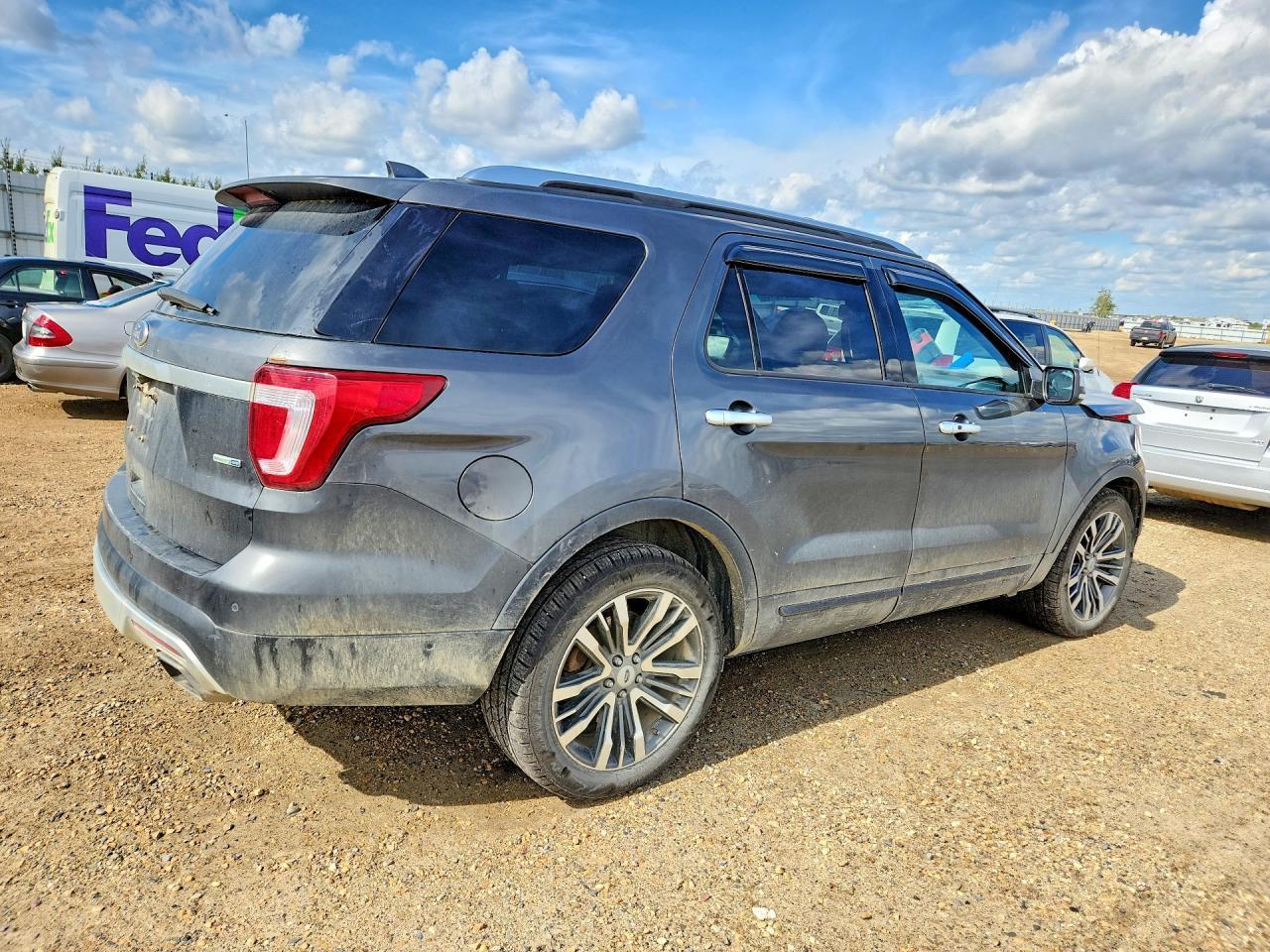 2017 Ford Explorer Platinum - Фото 3