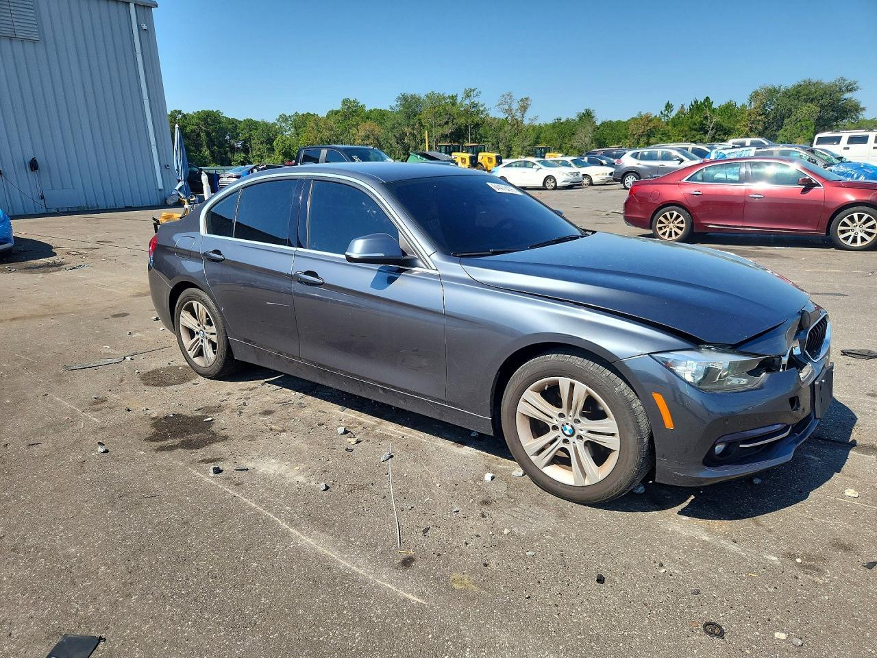 2017 BMW 330 I - Фото 4