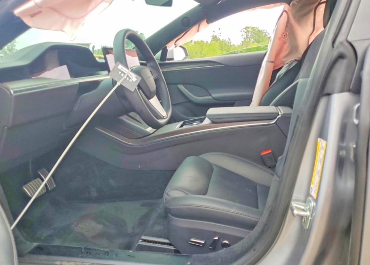 2026 Tesla Model S - Фото 7