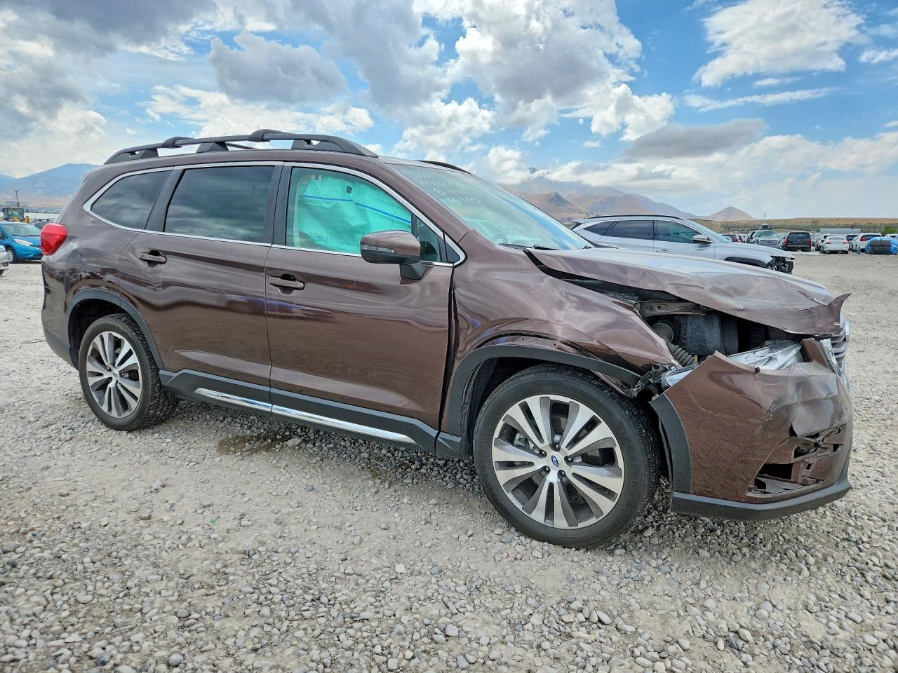 2021 Subaru Ascent Limited - Image 4
