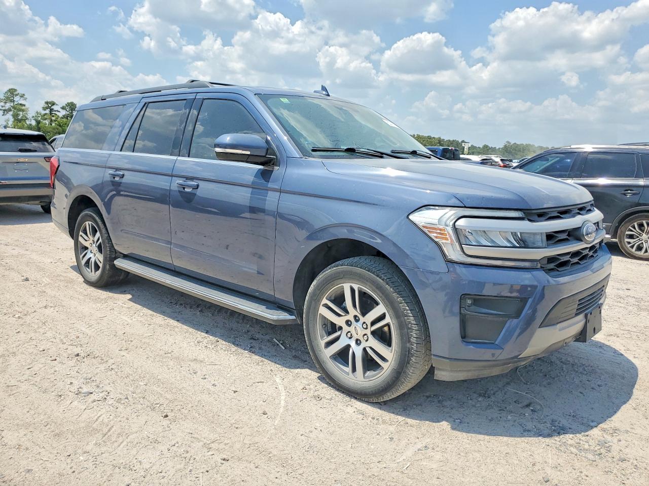 2022 Ford Expedition Max Xlt - Image 4