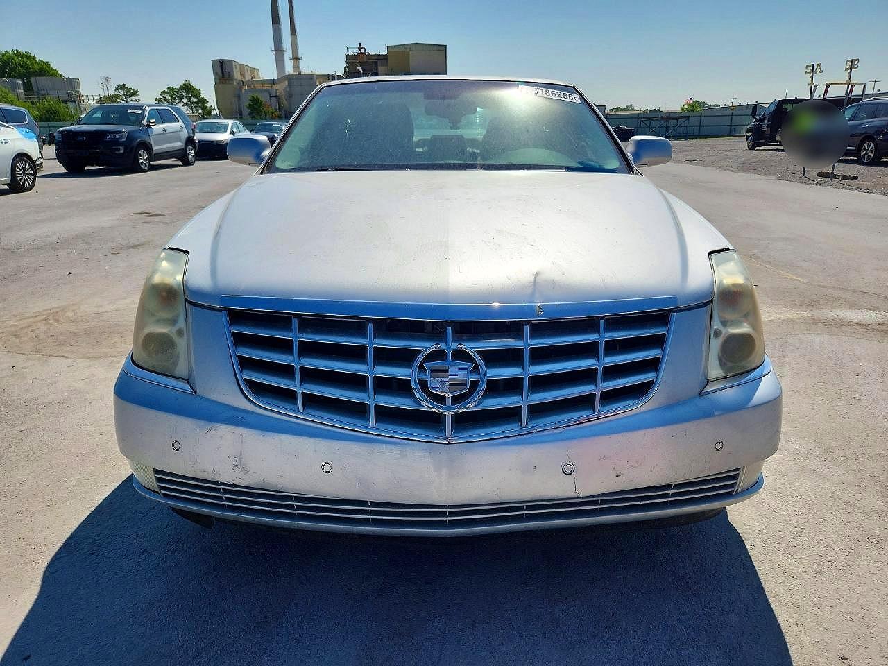 2009 Cadillac Dts - Image 5
