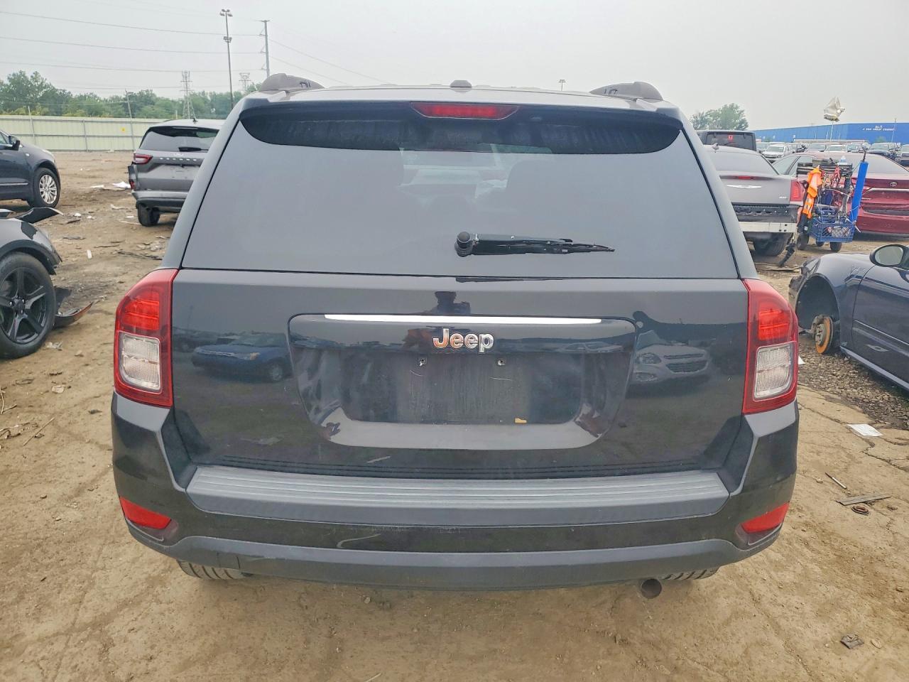 2017 Jeep Compass Sport - Image 6