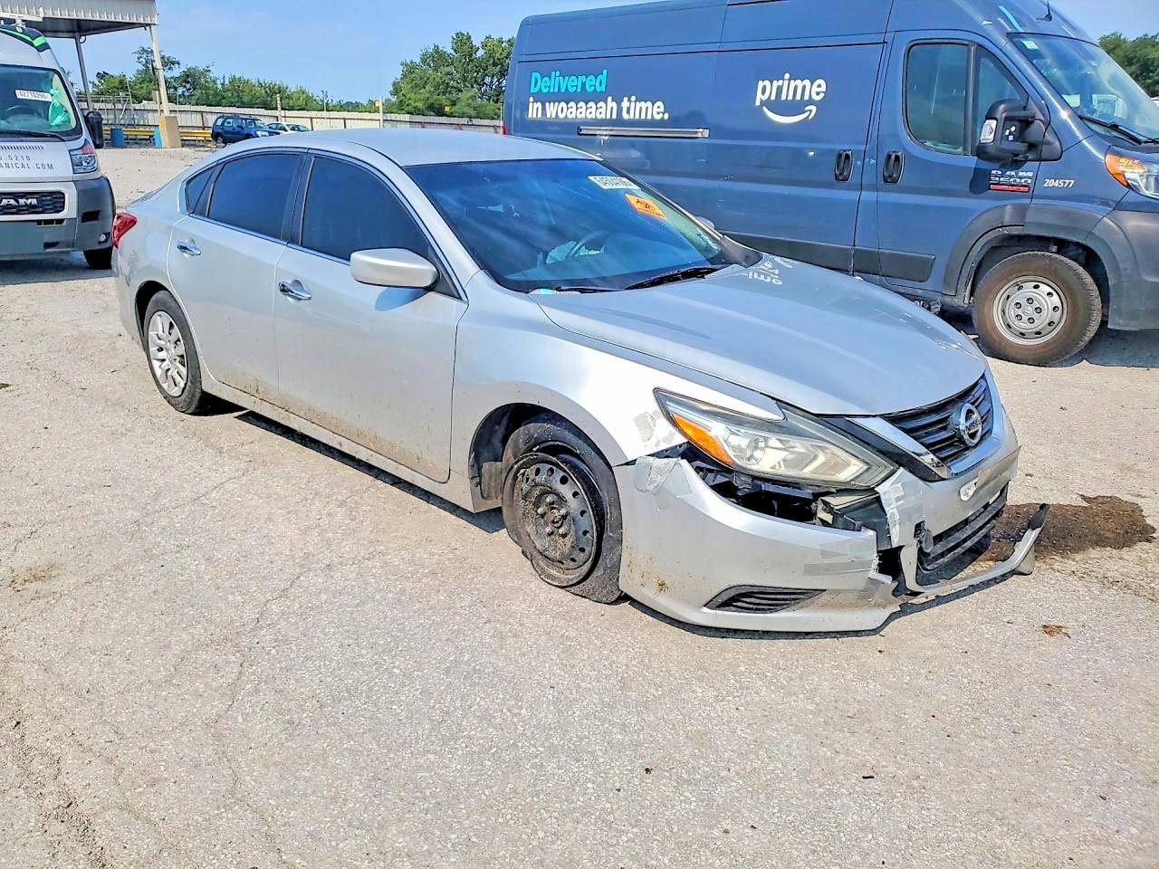 2018 Nissan Altima 2.5 S - Image 4