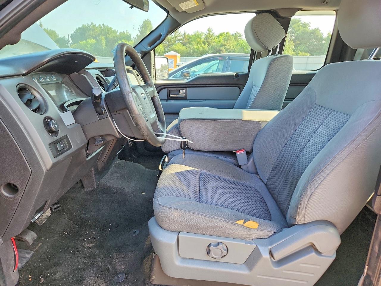 2013 Ford F150 Super Cab - Фото 7