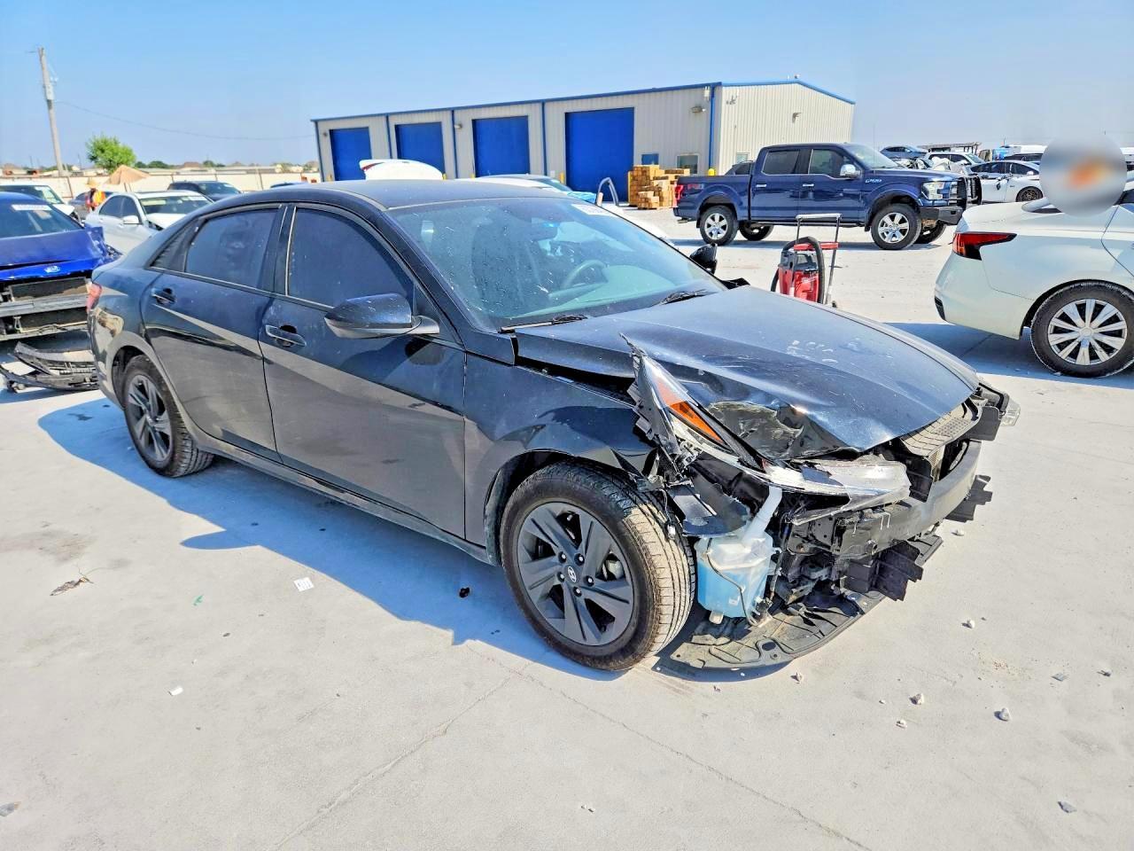 2023 Hyundai Elantra Blue - Фото 4