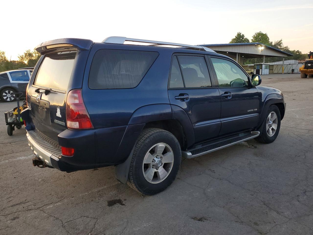 2004 Toyota 4Runner Limited - Image 3