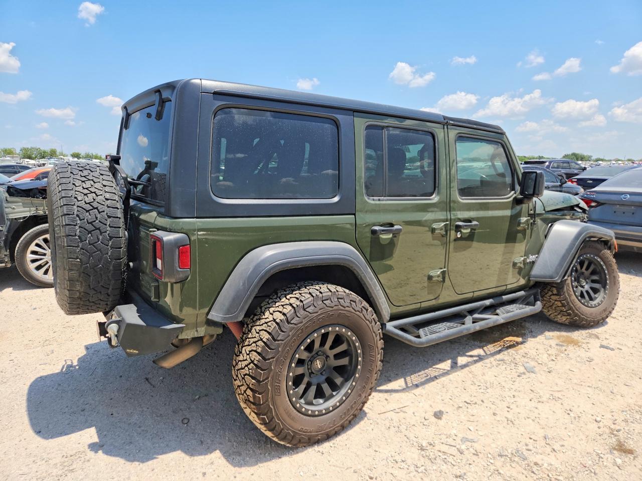 2020 Jeep Wrangler Unlimited Sport - Фото 3