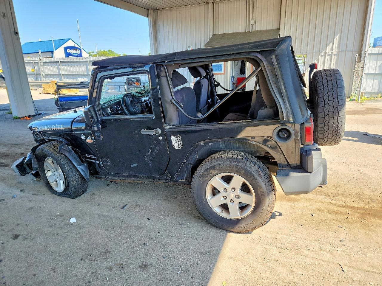 2015 Jeep Wrangler Sport - Фото 2
