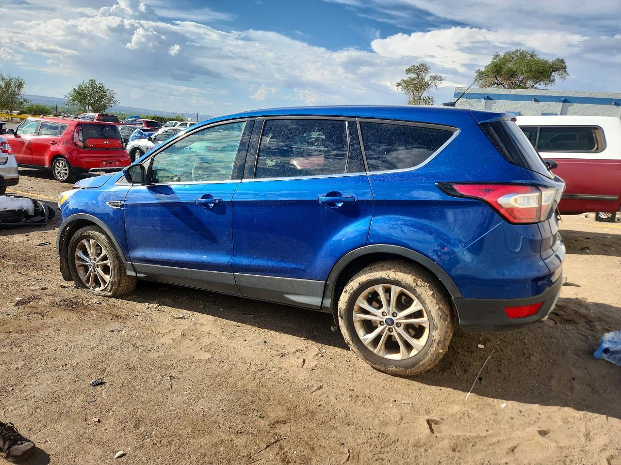 2017 Ford Escape Se - Фото 2