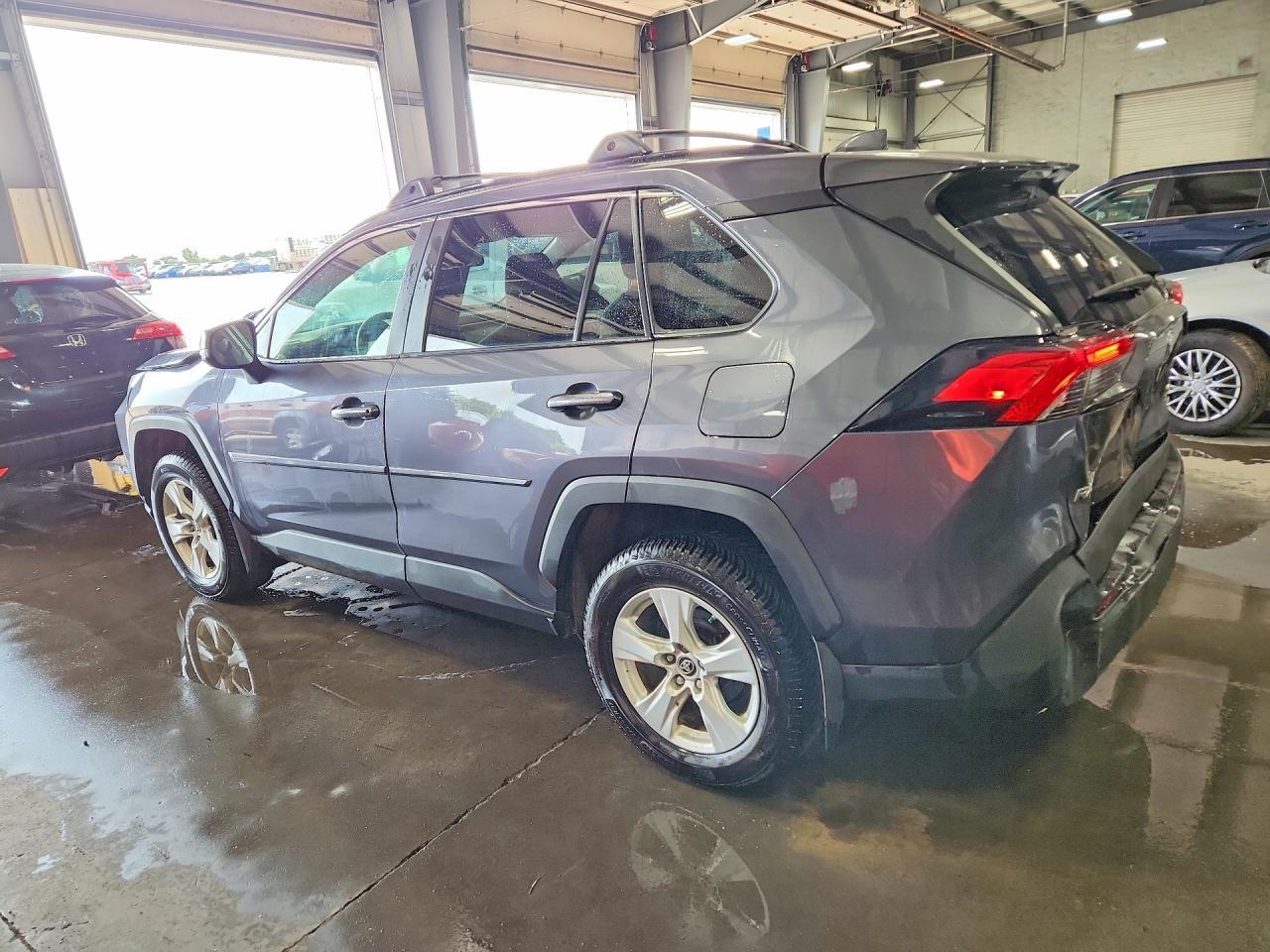 2019 Toyota Rav4 Xle - Фото 2