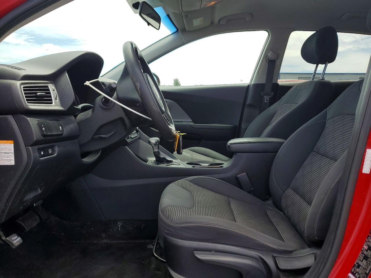 2017 Kia Niro Lx - Фото 7