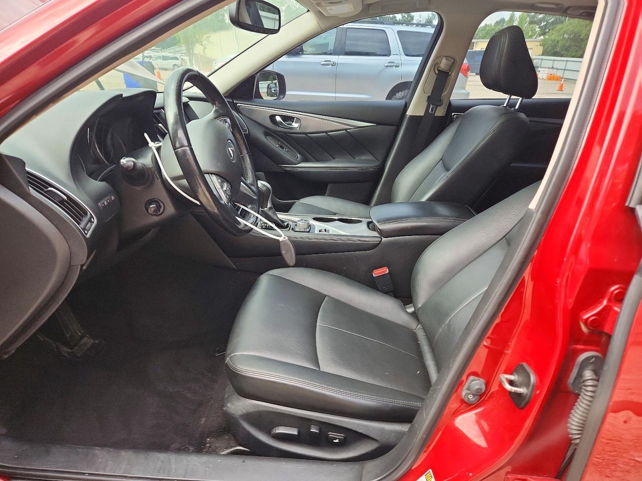 2016 Infiniti Q50 3.0T Premium - Image 7