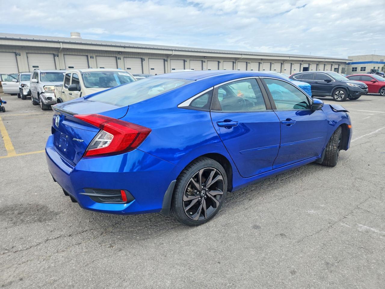 2020 Honda Civic Sport - Фото 3