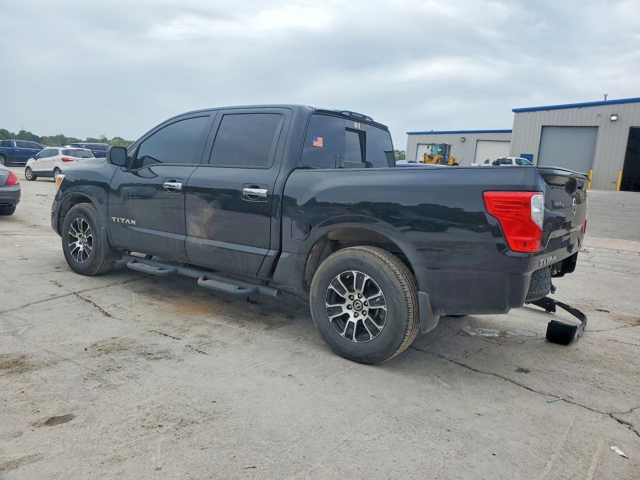2021 Nissan Titan S - Image 2