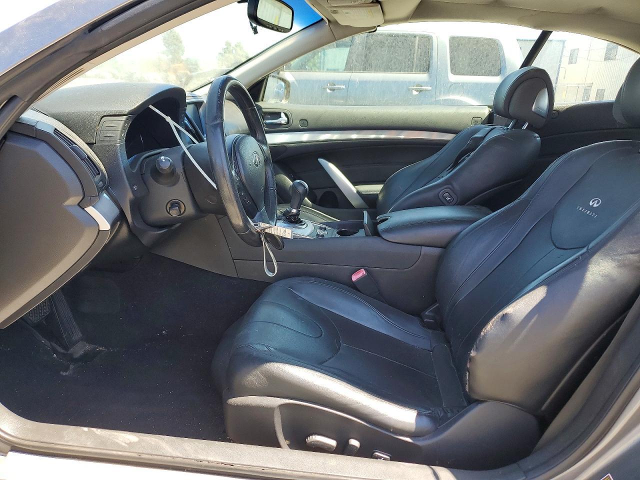 2010 Infiniti G37 Convertible Base - Image 7