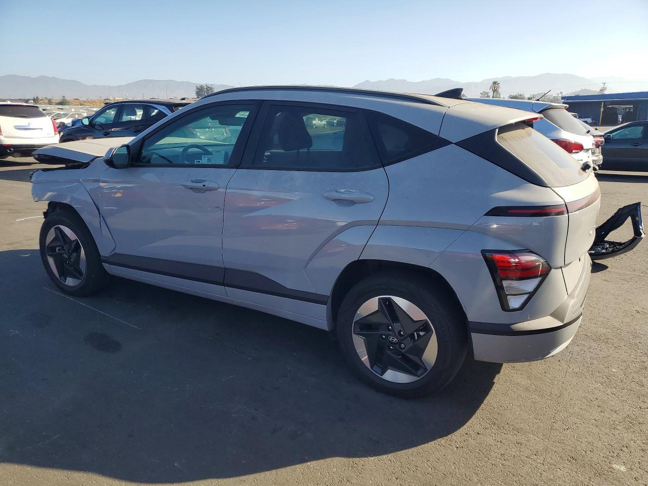 2025 Hyundai Kona Sel - Image 2