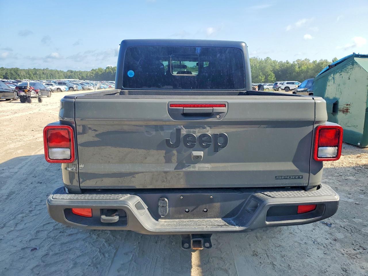 2021 Jeep Gladiator Sport - Image 6