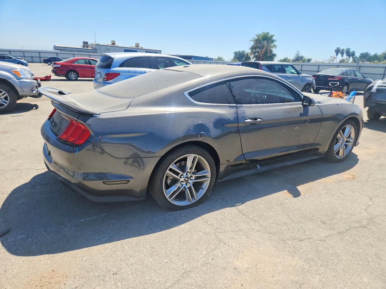 2018 Ford Mustang - Фото 3