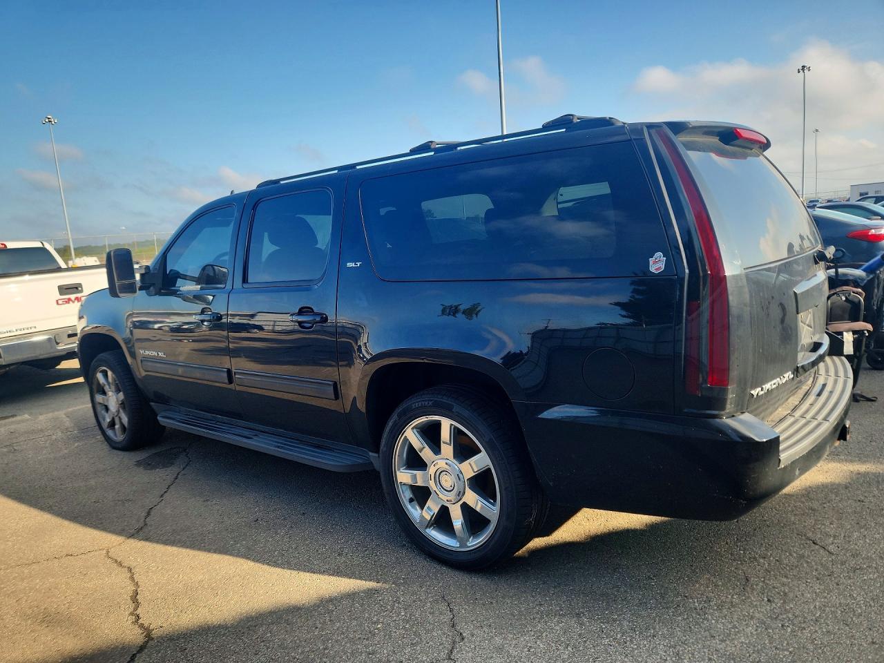 2013 GMC Yukon Xl K1500 Slt - Фото 2
