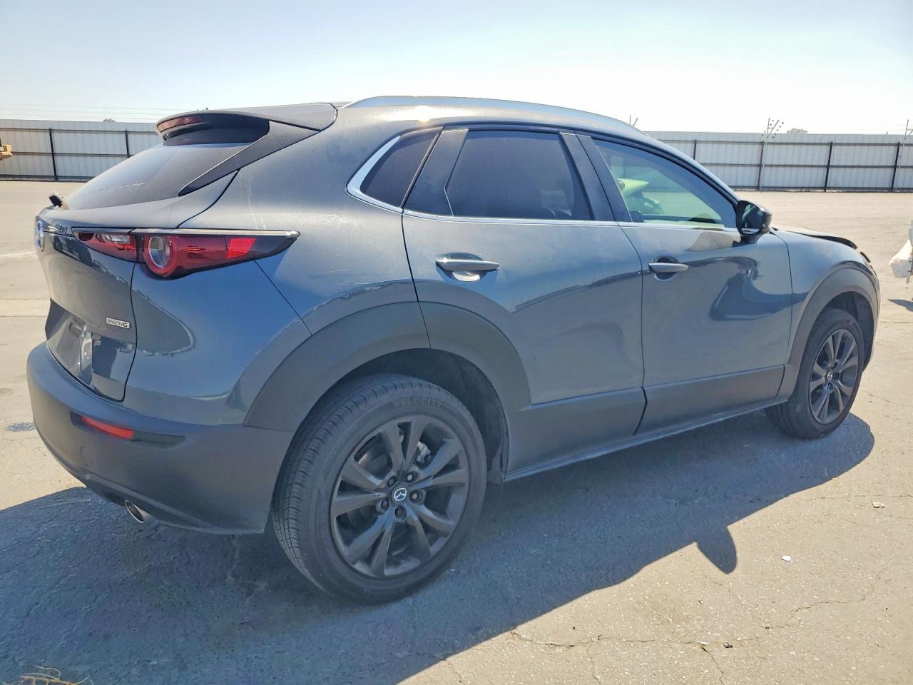 2022 Mazda Cx-30 Preferred - Image 3