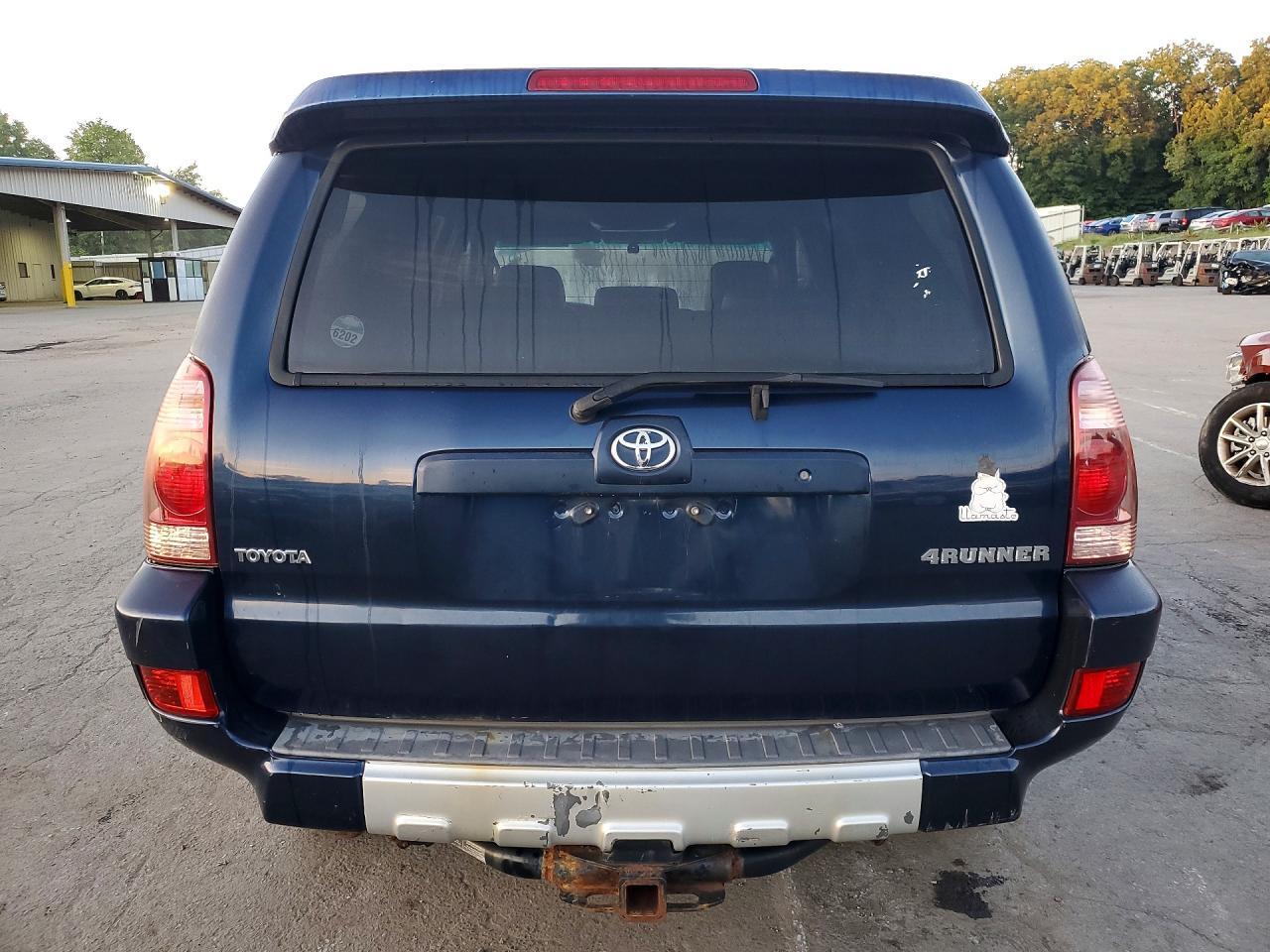2004 Toyota 4Runner Limited - Image 6
